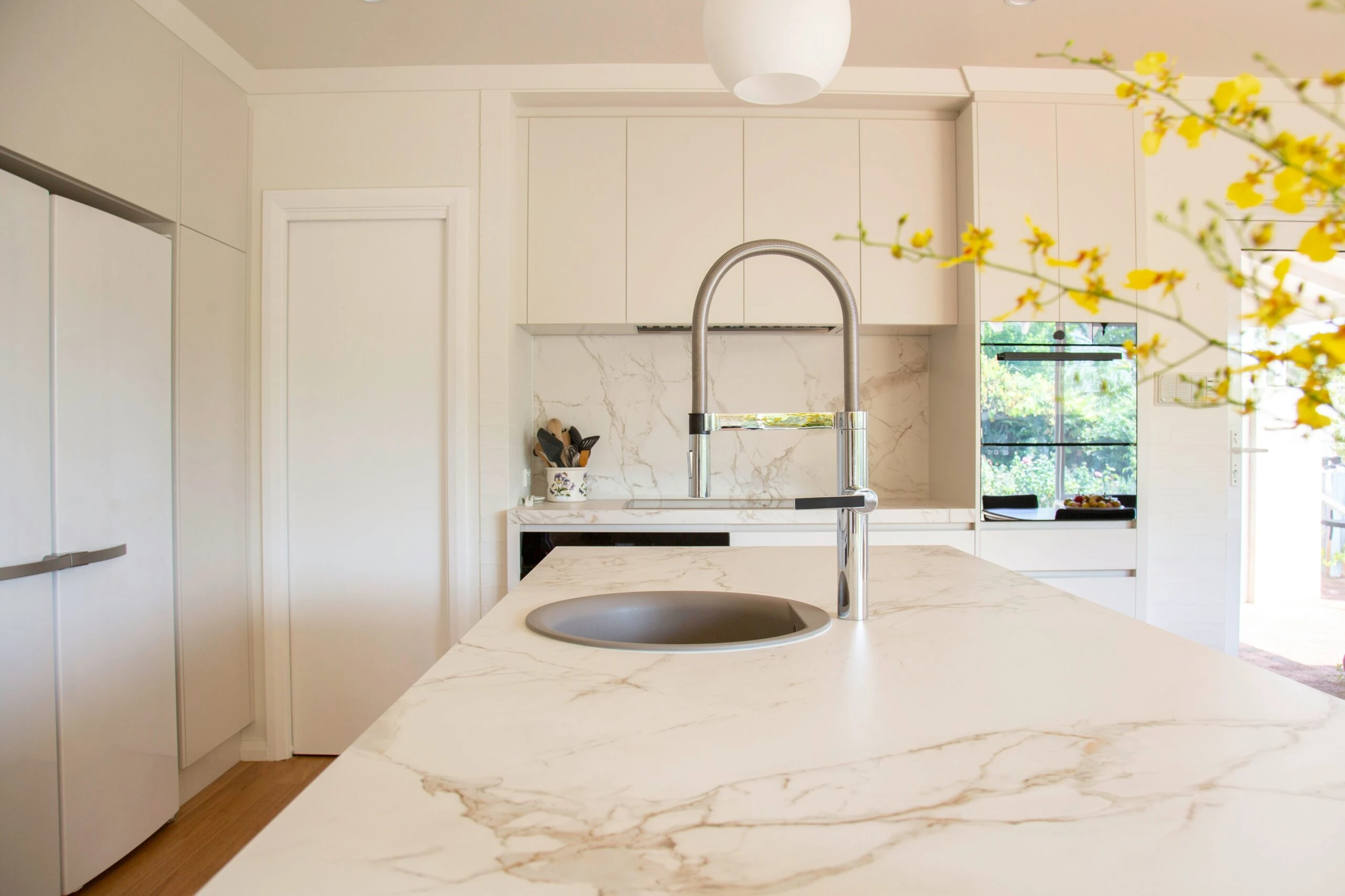 Understanding Kitchen Countertop Materials: Pros and Cons